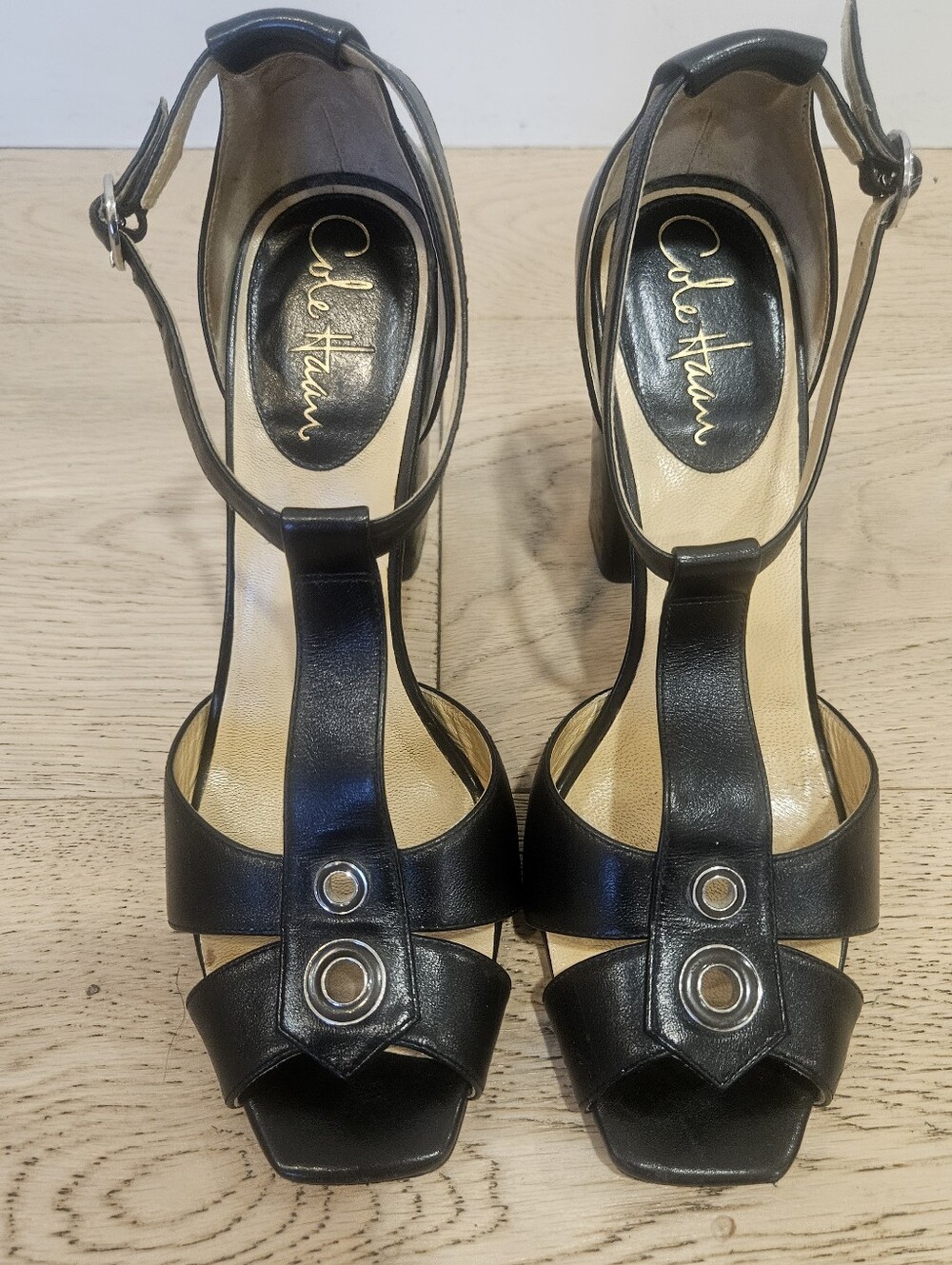 Cole Haan Nike Air Black Leather T-strap Sandals Size 7.5B